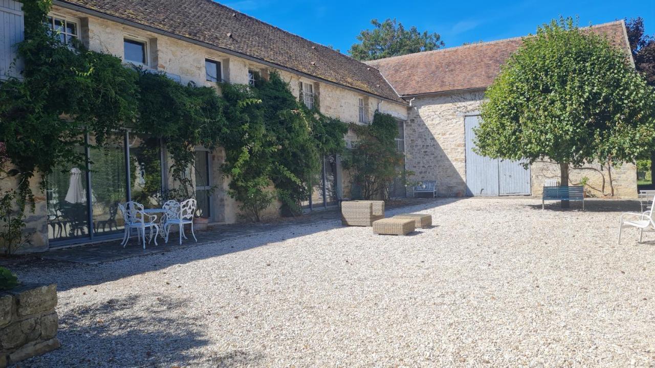 Belle Maison Dans Corps De Ferme - Logement Gabriel Villiers-sous-Grez Exteriör bild