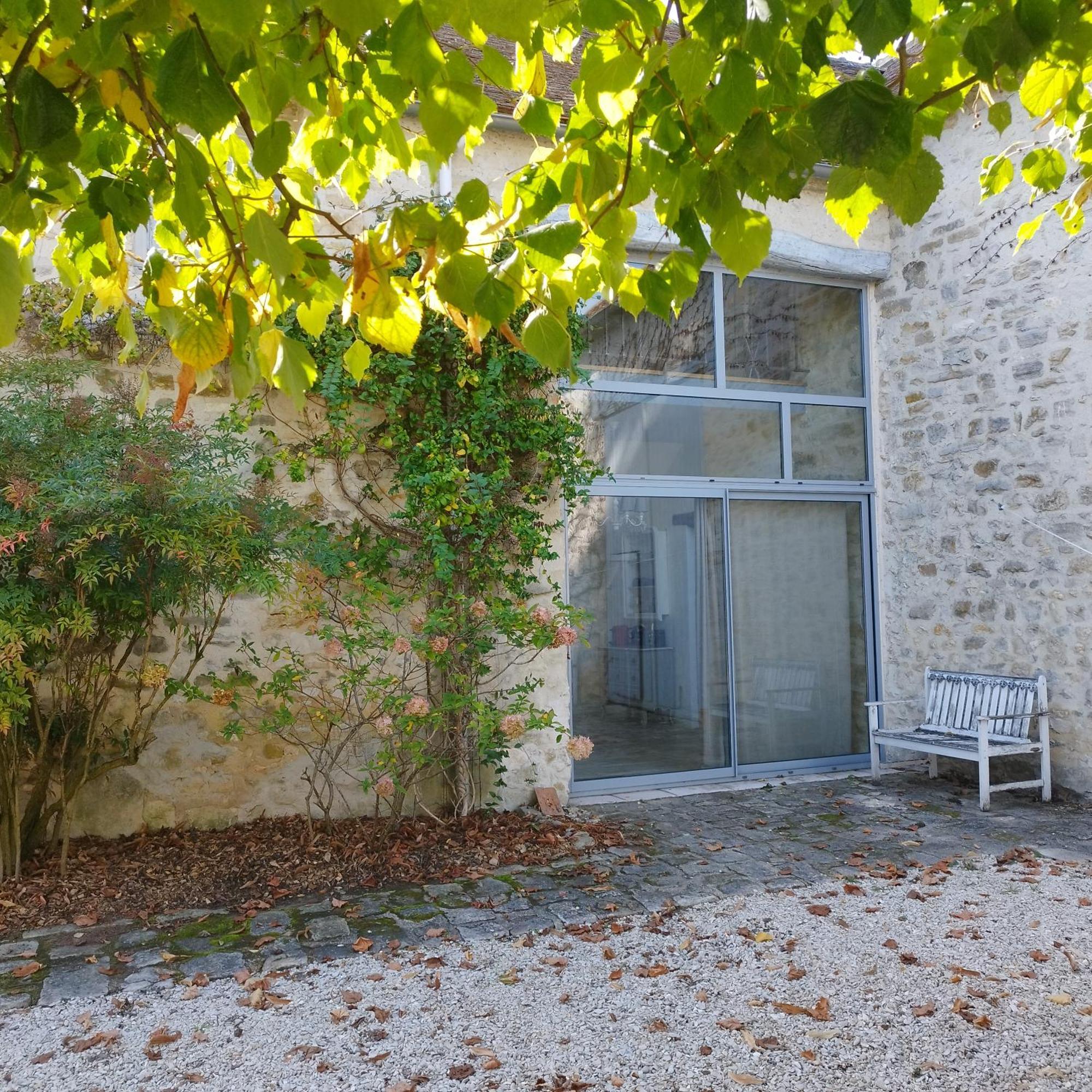Belle Maison Dans Corps De Ferme - Logement Gabriel Villiers-sous-Grez Exteriör bild